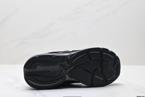 New Balance M2010 series running shoes, chunky style, mesh casual athletic shoes.