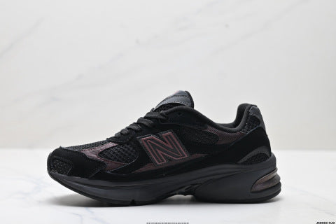 New Balance M2010 series running shoes, chunky style, mesh casual athletic shoes.