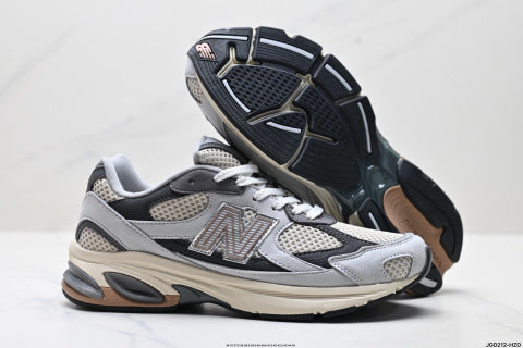 New Balance 2010 series athletic shoes, chunky style, breathable mesh fabric, suitable for running and casual wear.