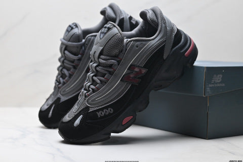 New Balance 1000 series athletic shoes, running shoes, slip-resistant and durable, suitable for casual sports.