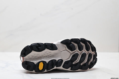 New Balance MTMORLY3 running shoes: platform sole for added height and cushioning; versatile and stylish athletic shoes.