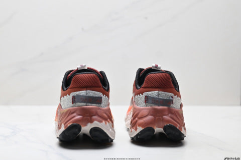 New Balance MTMORLY3 running shoes: platform sole for added height and cushioning; versatile and stylish athletic shoes.