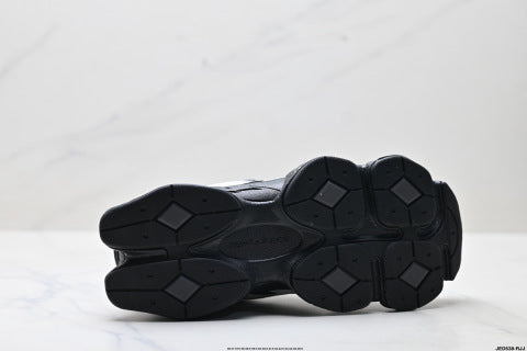 New Balance 9060 series athletic shoes, running shoes, comfortable, slip-resistant, durable, and casual.