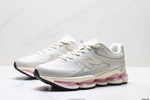 New Balance M2000 series running shoes: stylish, versatile, shock-absorbing, slip-resistant, and durable.