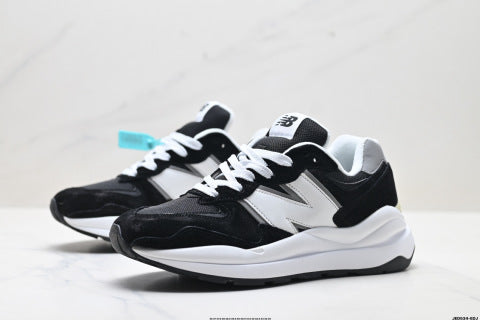 New Balance 5740 series athletic shoes, low-top cushioned running shoes