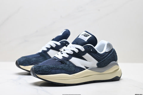 New Balance 5740 series running shoes, athletic shoes, slip-resistant, wear-resistant, and cushioned.