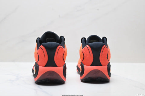 New Balande AC Runner series running shoes: comfortable fit, mesh cushioning, and slip-resistant.