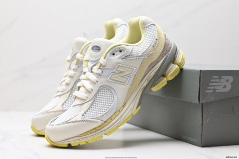 AURALEE New Balance M2002RA1 Collaboration Series Sneakers, Low-top Dad Style Casual Running Shoes