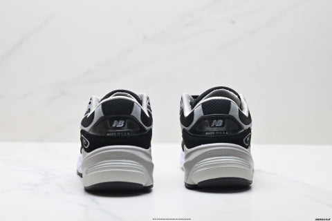 New Balance NB 990 series running shoes, breathable mesh upper, low-top casual shoes.