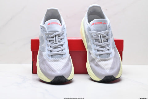 New Balance FuelCell athletic shoes, running shoes, men's and women's shoes, slip-resistant, wear-resistant, breathable and lightweight.