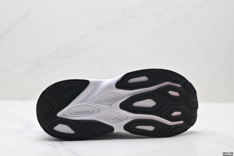 New Balance NB Fresh Foam running shoes, athletic shoes, comfortable, slip-resistant and durable.