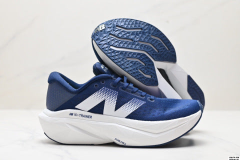 New Balance FuelCell running shoes: Simple mesh fabric, slip-resistant, durable, breathable, and lightweight.