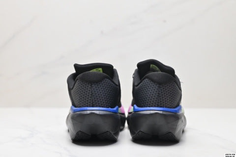 New Balance FuelCell athletic shoes, running shoes, simple mesh fabric, non-slip, wear-resistant, breathable and lightweight.