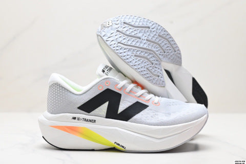 New Balance FuelCell Running Shoes: Simple mesh fabric, non-slip, wear-resistant, breathable, and lightweight. Men's shoes.