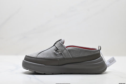 New Balance NB Rover closed-toe slippers, comfortable, versatile, and casual shoes.