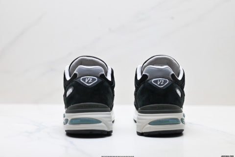 New Balance 991 series athletic shoes, running shoes, classic and versatile casual shoes.