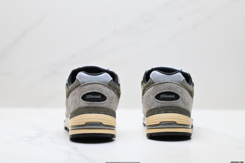 New Balance 991 series running shoes, classic and versatile casual athletic shoes.