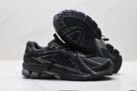 New Balance M1906 series running shoes for men and women, breathable and cushioned casual athletic shoes.
