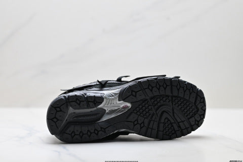 New Balance M1906 series running shoes for men and women, breathable and cushioned casual athletic shoes.