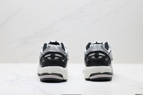 New Balance M1906 series athletic shoes, men's and women's running shoes, breathable and cushioned.