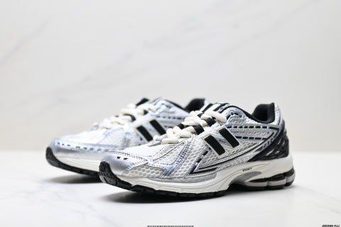 New Balance M1906 series athletic shoes, men's and women's running shoes, breathable and cushioned.