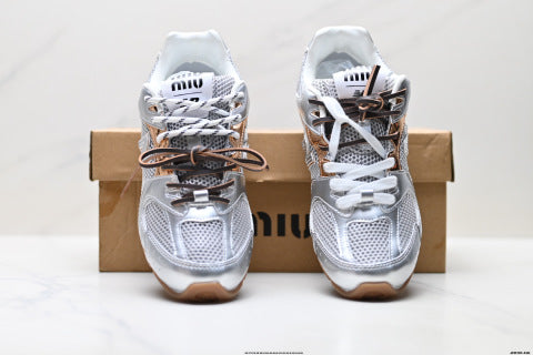 MiuMiu x New Balance 530 SL series sneakers, low-top classic casual running shoes.