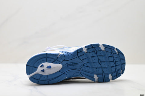 New Balance 740 series running shoes, trendy athletic shoes, breathable sneakers